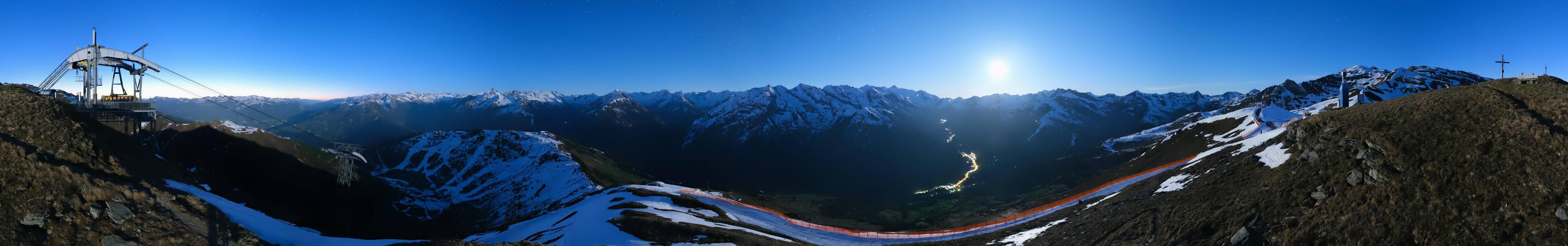 Archiv Foto Webcam Tux - Ausblick von der Wanglspitze