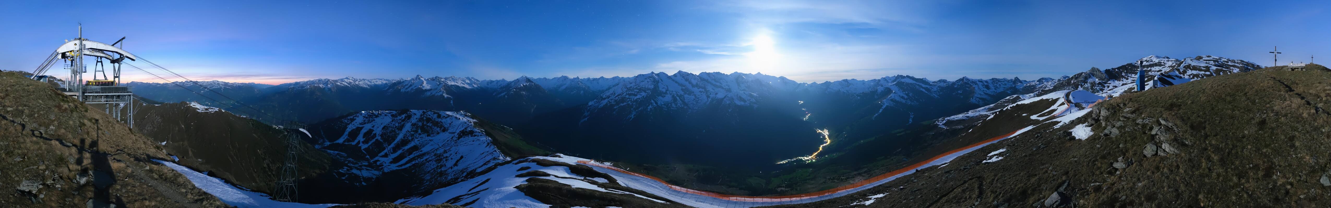 Archiv Foto Webcam Tux - Ausblick von der Wanglspitze