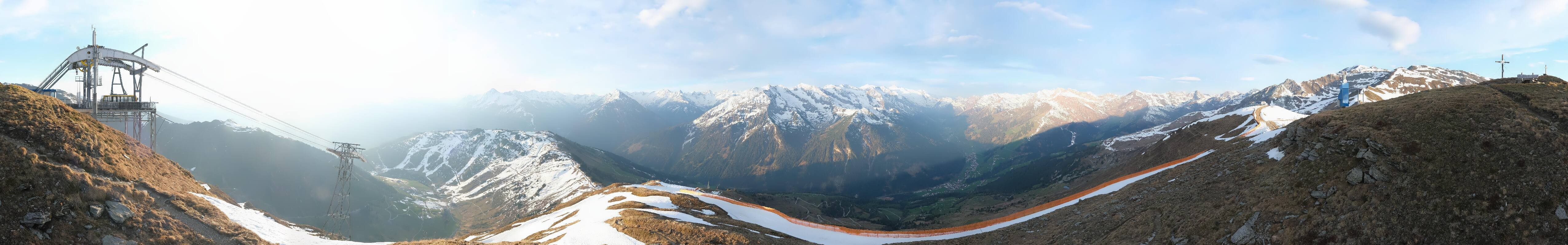 Archived image Webcam Tux - View from the Wanglspitze