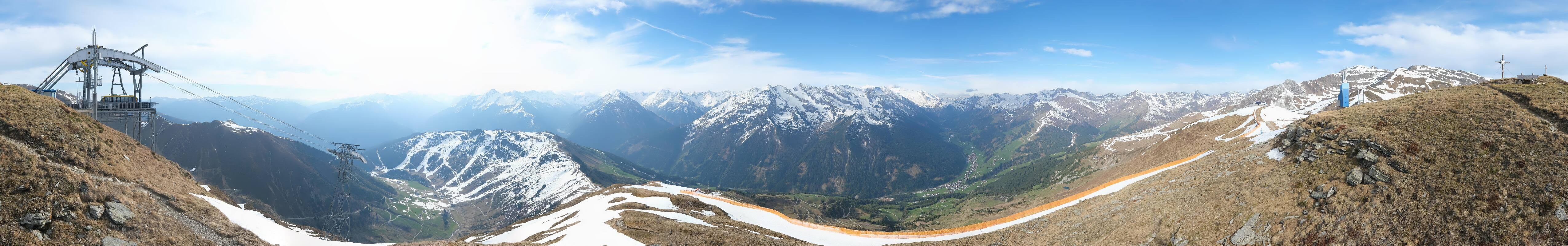 Archived image Webcam Tux - View from the Wanglspitze