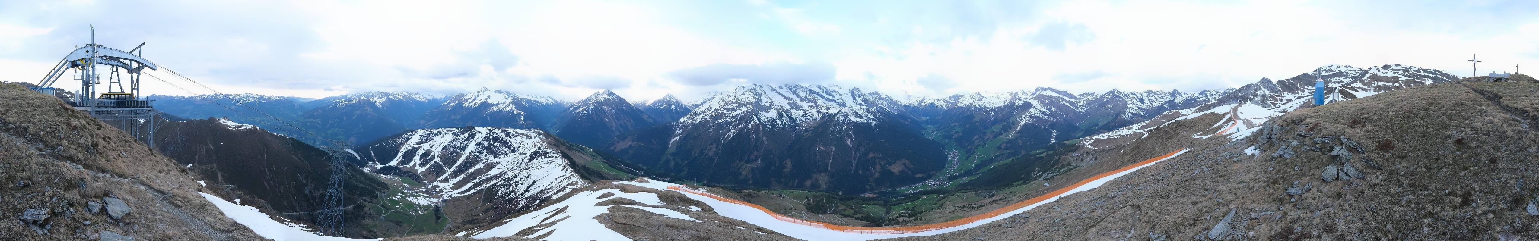 Archived image Webcam Tux - View from the Wanglspitze