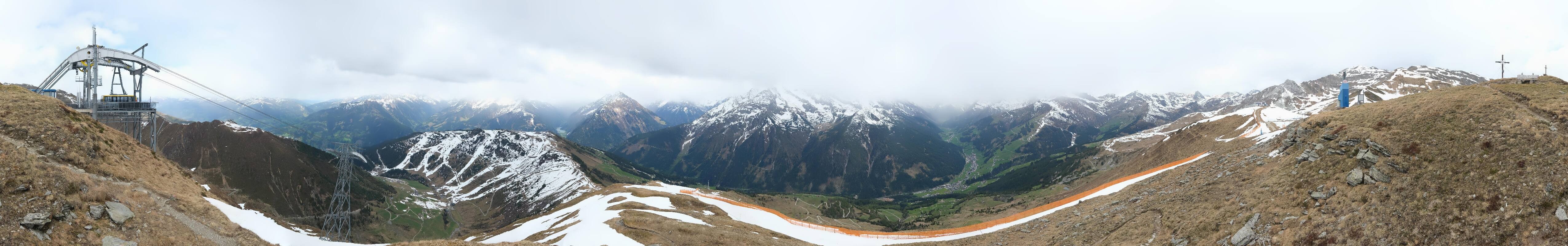 Archived image Webcam Tux - View from the Wanglspitze