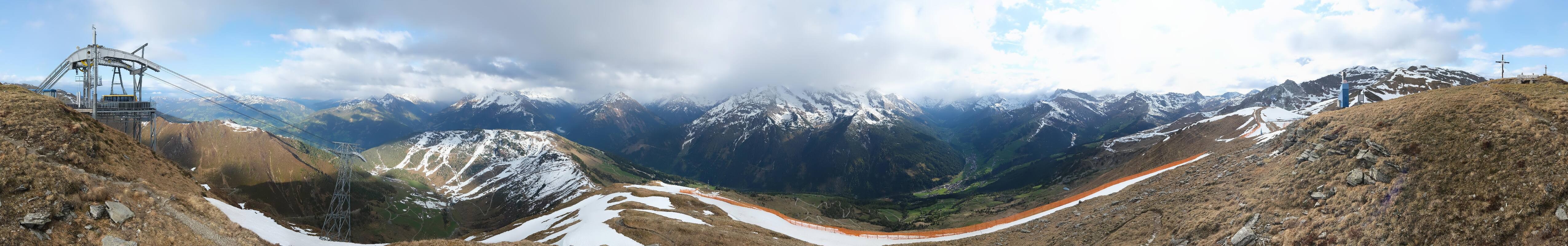 Archived image Webcam Tux - View from the Wanglspitze