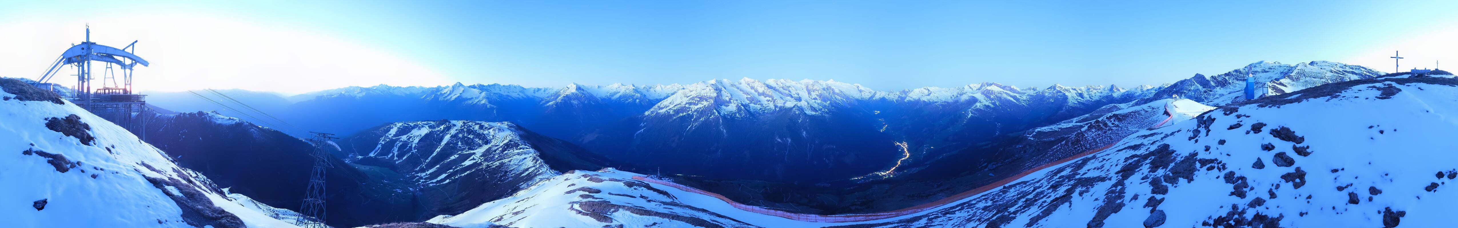 Archiv Foto Webcam Tux - Ausblick von der Wanglspitze
