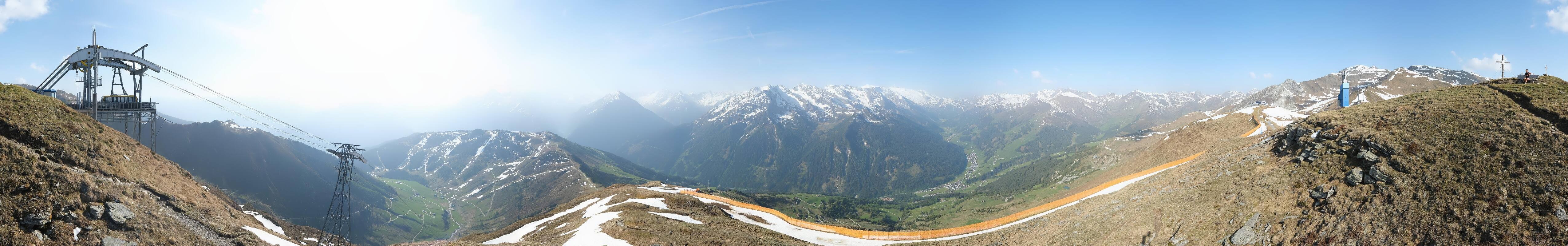 Archived image Webcam Tux - View from the Wanglspitze