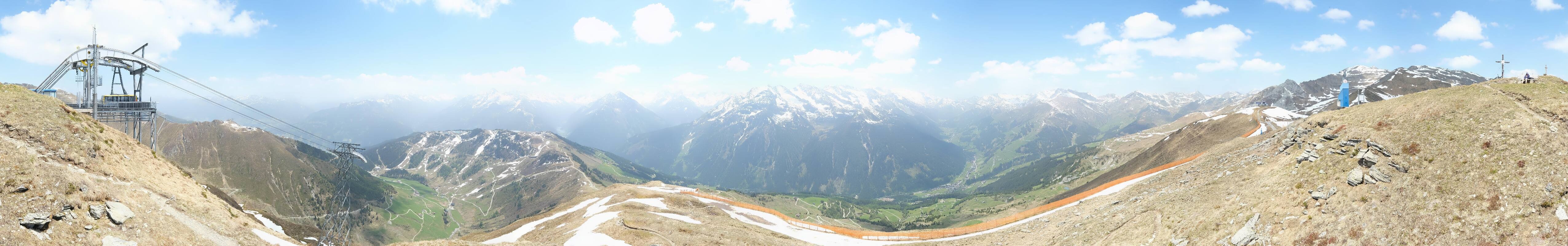 Archived image Webcam Tux - View from the Wanglspitze