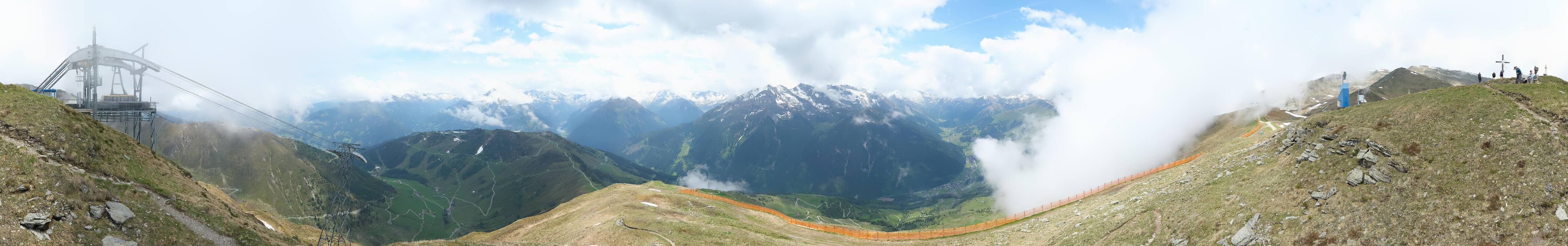 Archived image Webcam Tux - View from the Wanglspitze