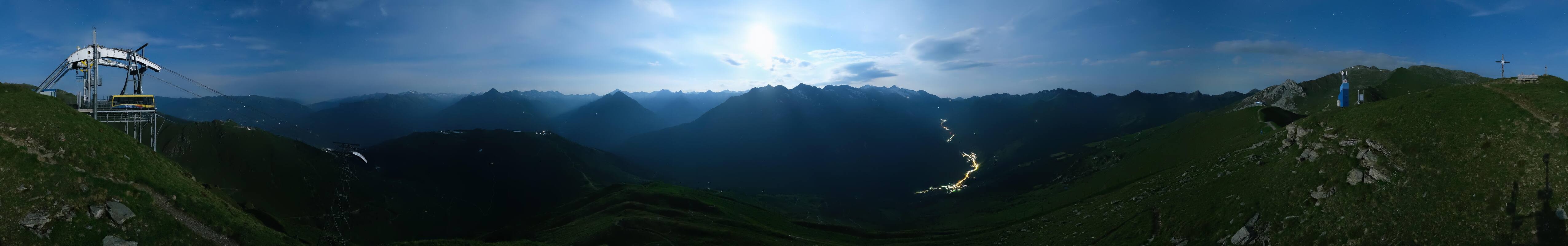 Archived image Webcam Tux - View from the Wanglspitze