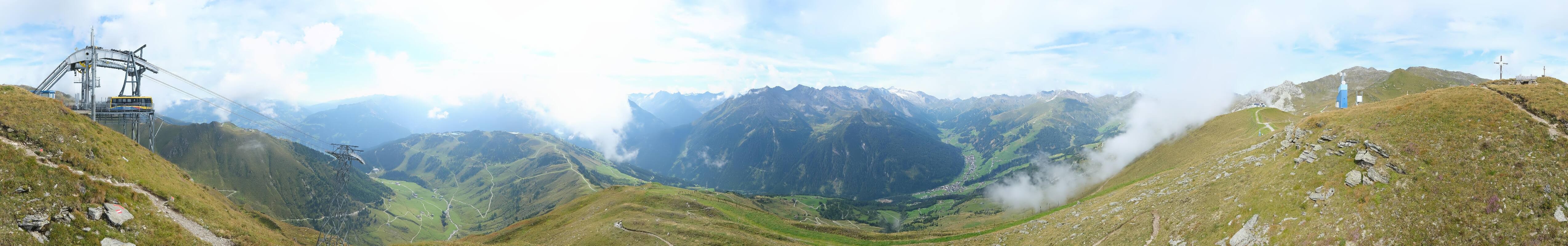 Archived image Webcam Tux - View from the Wanglspitze