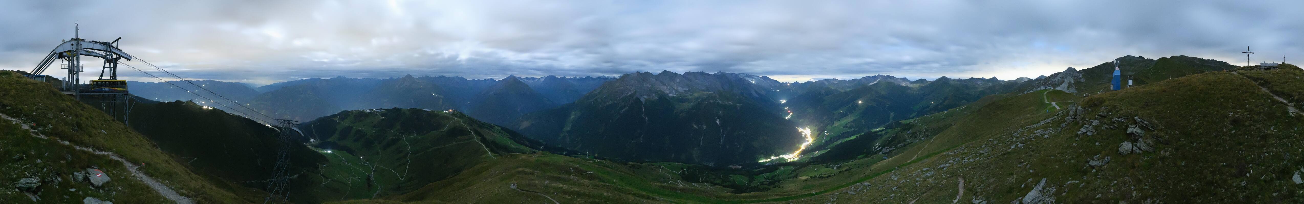 Archiv Foto Webcam Tux - Ausblick von der Wanglspitze