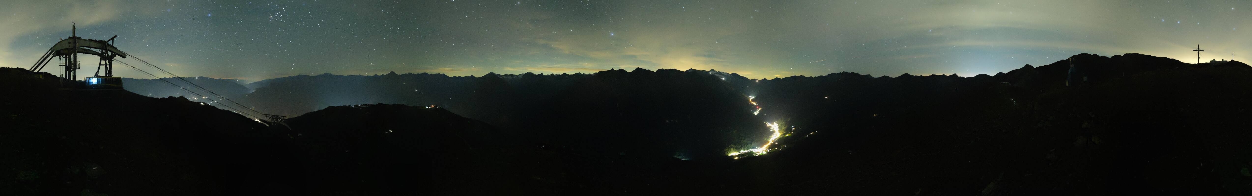 Archived image Webcam Tux - View from the Wanglspitze