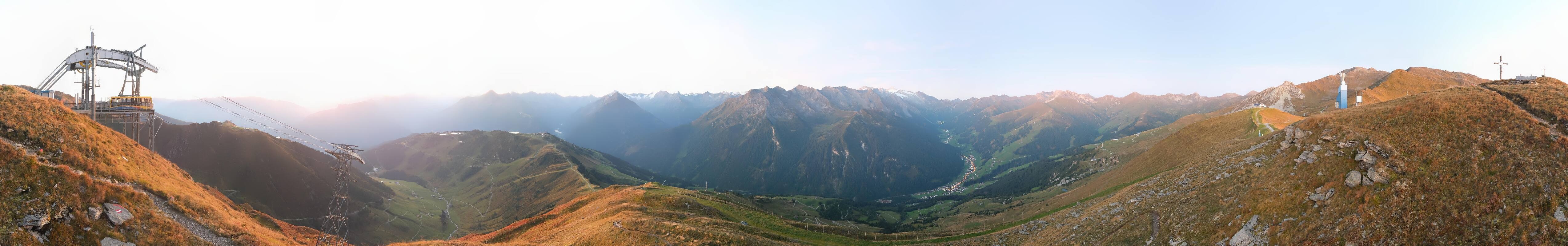 Archived image Webcam Tux - View from the Wanglspitze