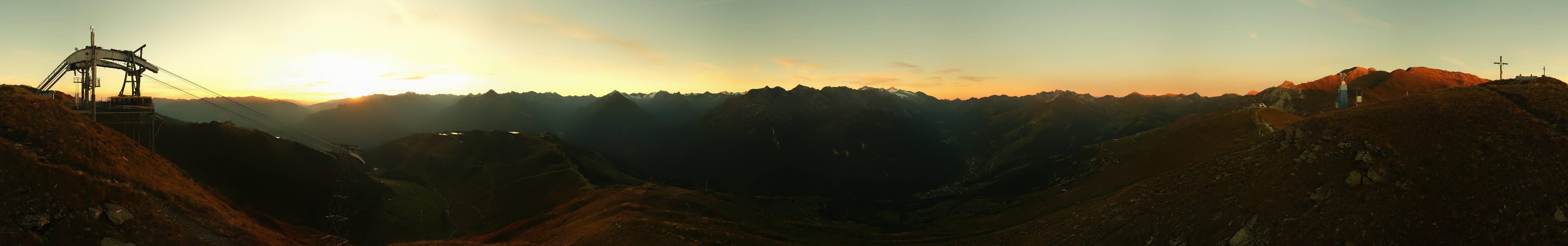 Archived image Webcam Tux - View from the Wanglspitze