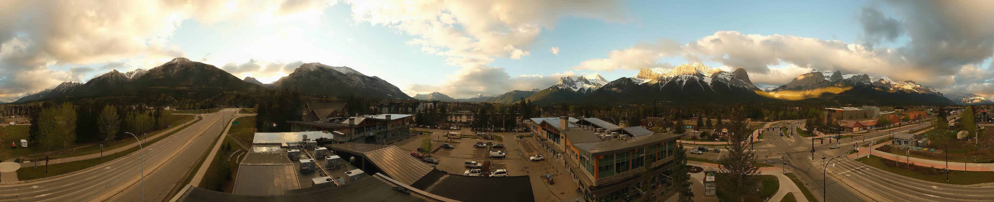 Archived image Webcam View of Canmore, Alberta