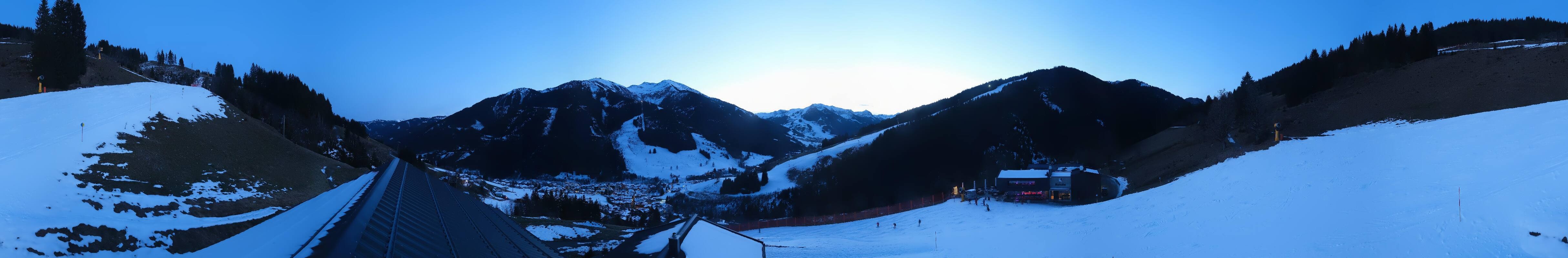 Archiv Foto Webcam Saalbach - Blick von der Maisalm