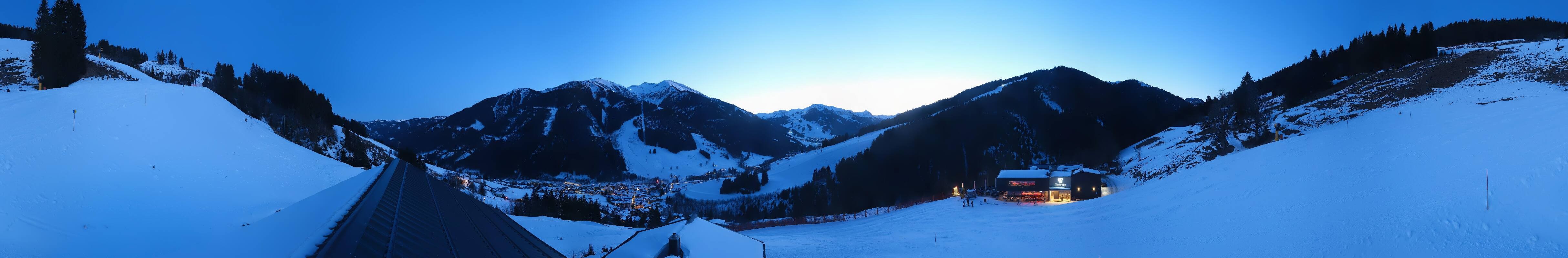 Archiv Foto Webcam Saalbach - Blick von der Maisalm