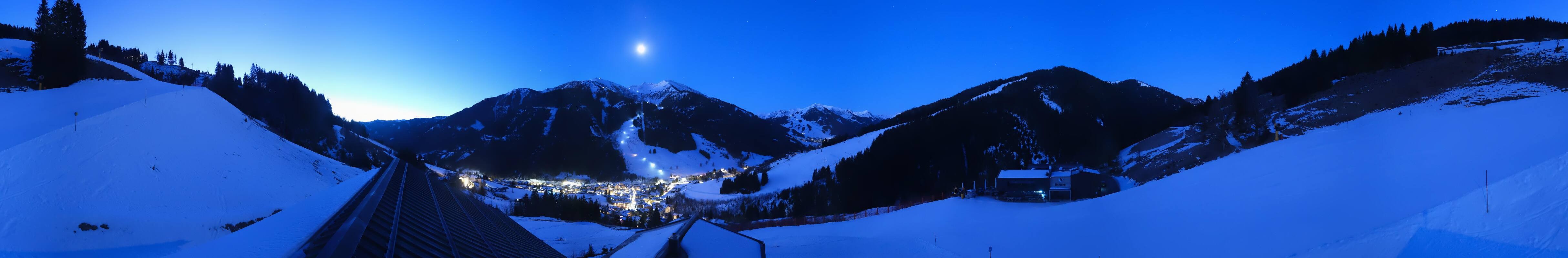 Archiv Foto Webcam Saalbach - Blick von der Maisalm