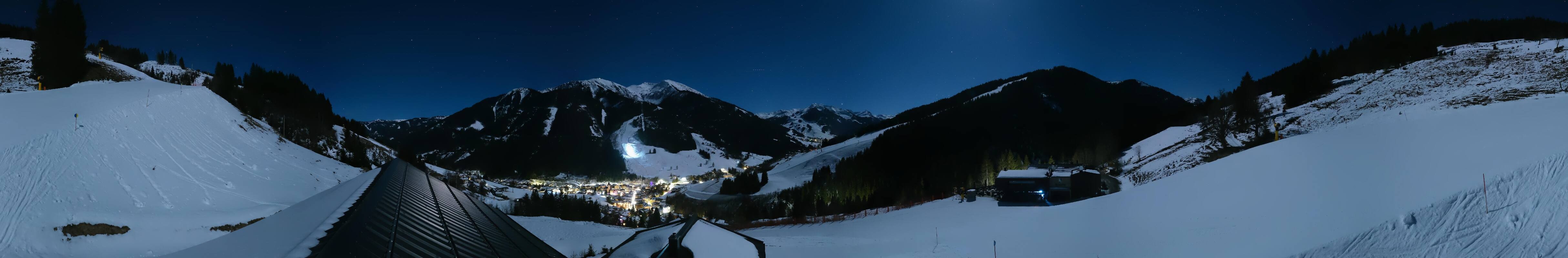 Archived image Webcam Saalbach - View from the Maisalm
