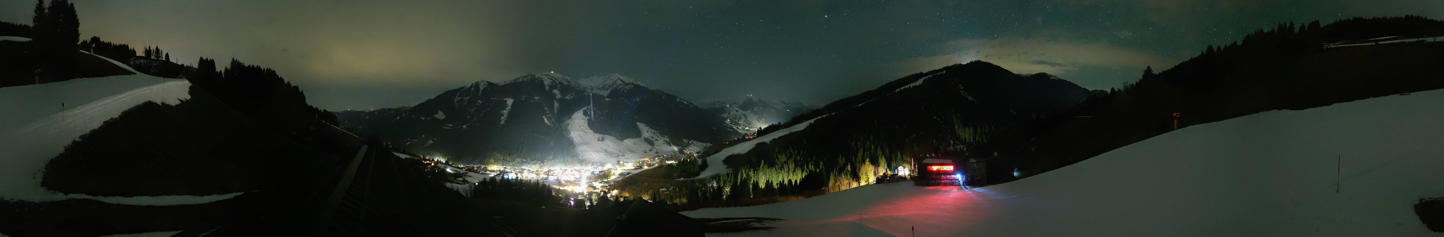 Archived image Webcam Saalbach - View from the Maisalm