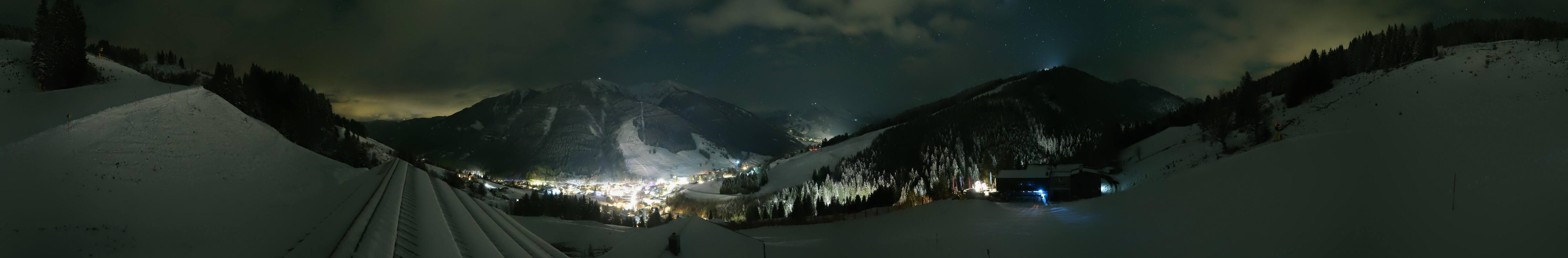 Archived image Webcam Saalbach - View from the Maisalm