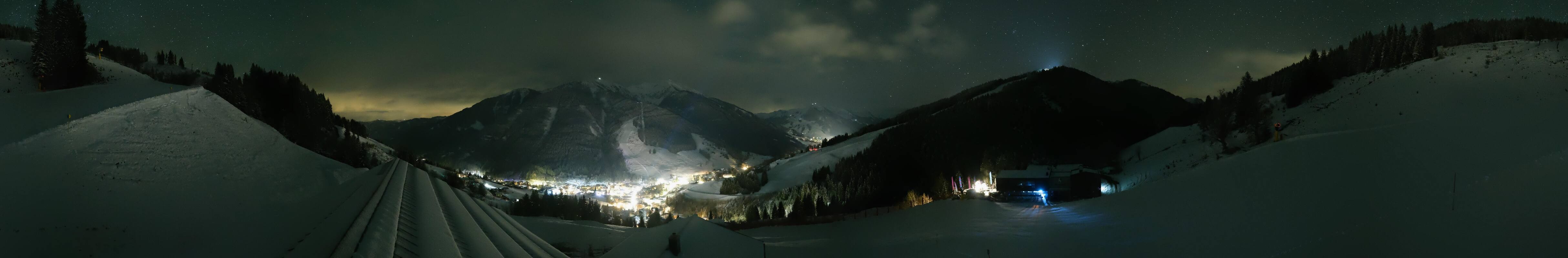 Archived image Webcam Saalbach - View from the Maisalm