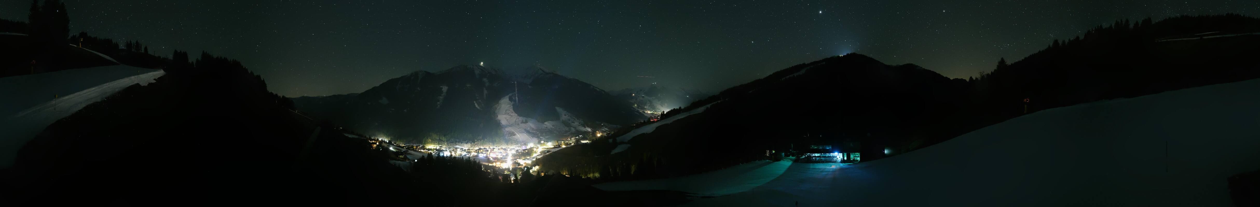 Archived image Webcam Saalbach - View from the Maisalm