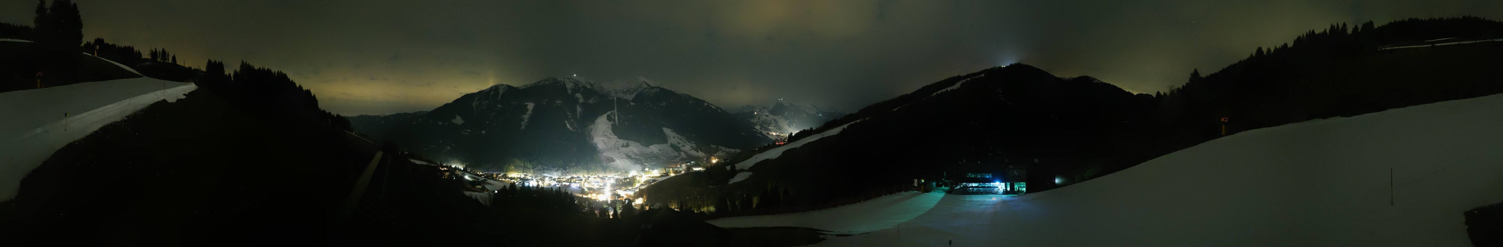 Archived image Webcam Saalbach - View from the Maisalm