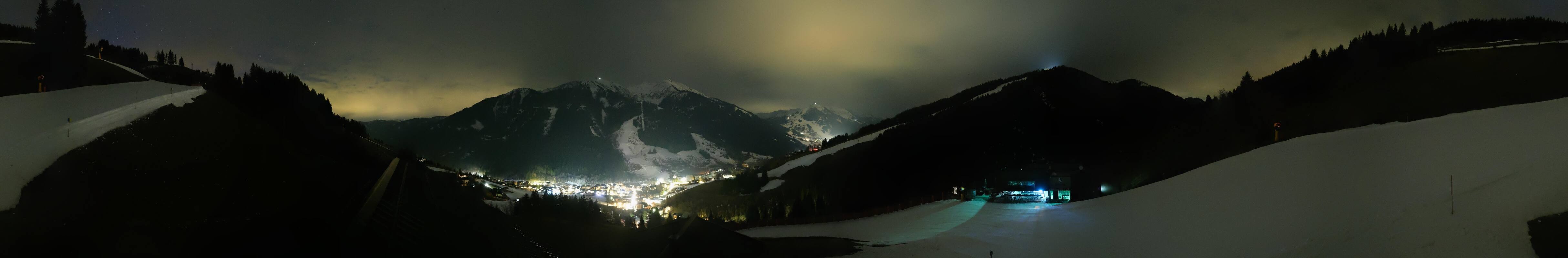 Archived image Webcam Saalbach - View from the Maisalm