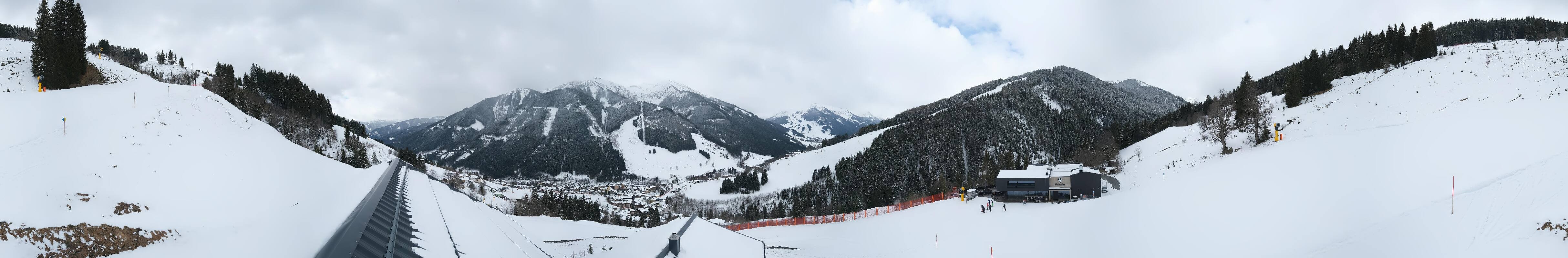 Archived image Webcam Saalbach - View from the Maisalm