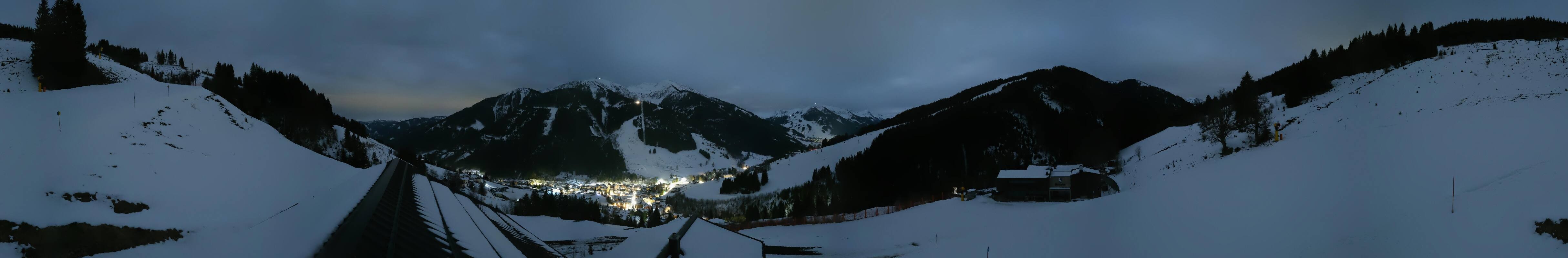 Archived image Webcam Saalbach - View from the Maisalm
