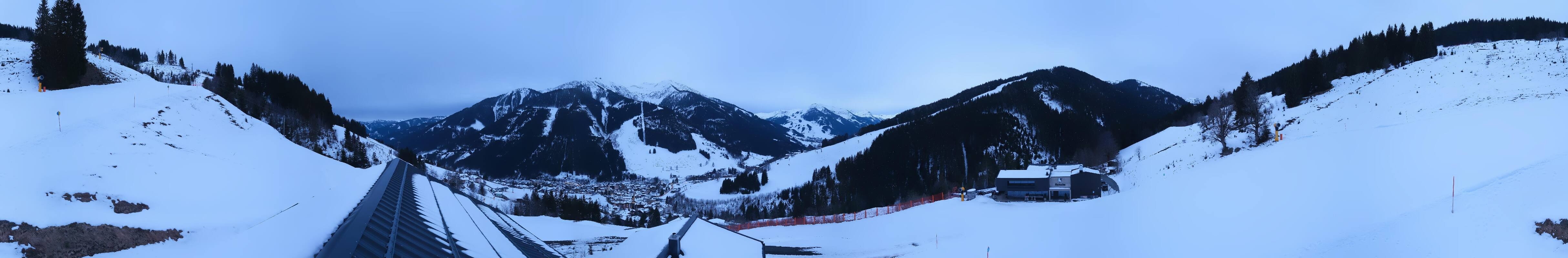 Archived image Webcam Saalbach - View from the Maisalm