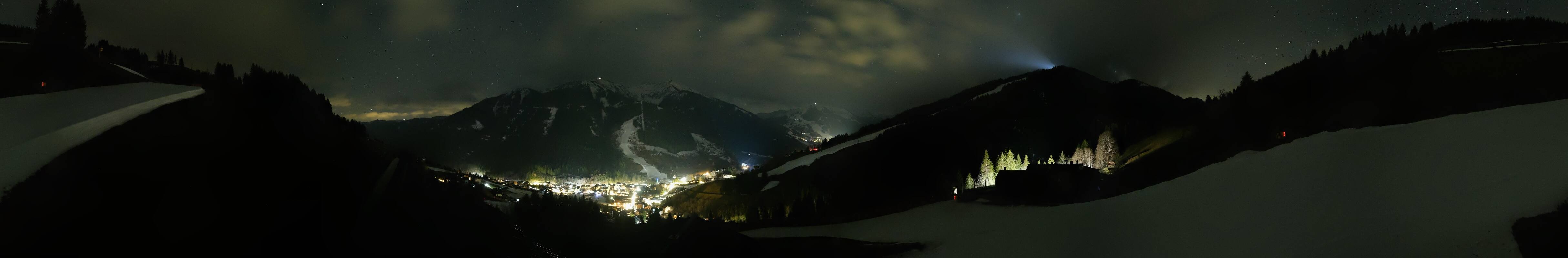 Archived image Webcam Saalbach - View from the Maisalm