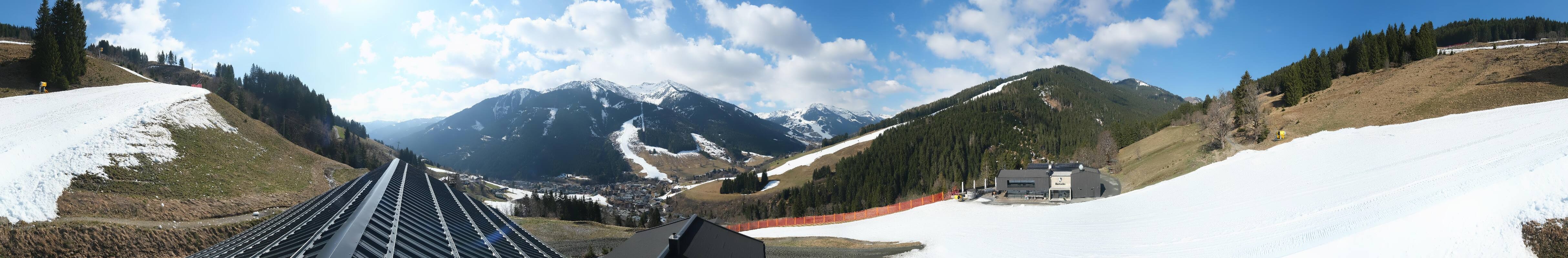 Archived image Webcam Saalbach - View from the Maisalm