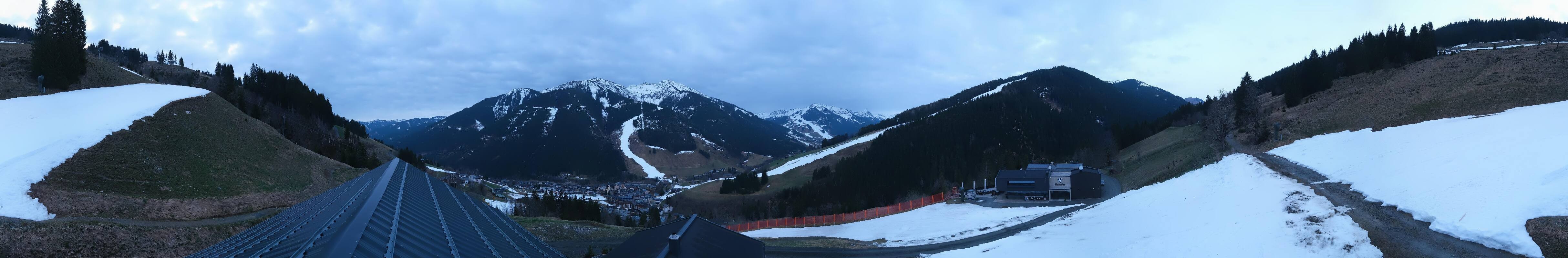 Archiv Foto Webcam Saalbach - Blick von der Maisalm