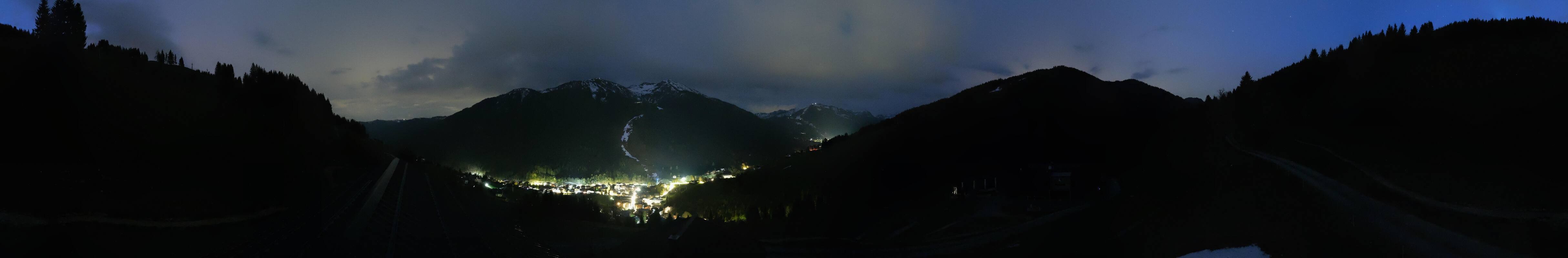 Archived image Webcam Saalbach - View from the Maisalm