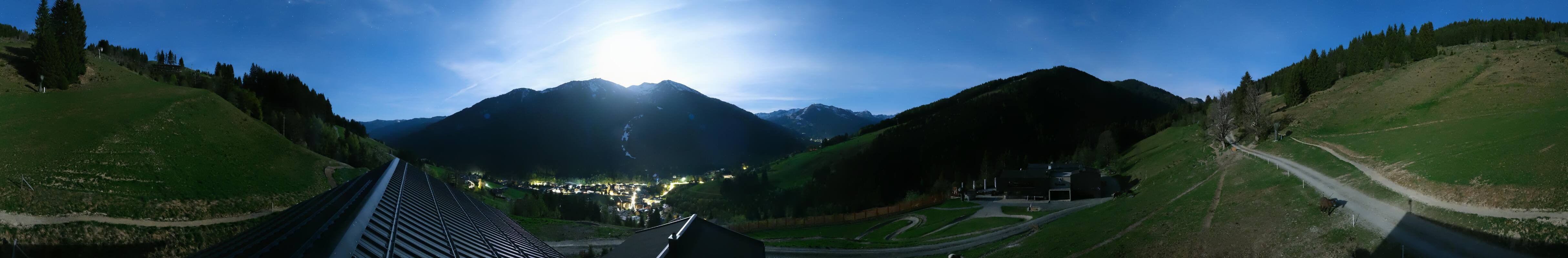 Archived image Webcam Saalbach - View from the Maisalm