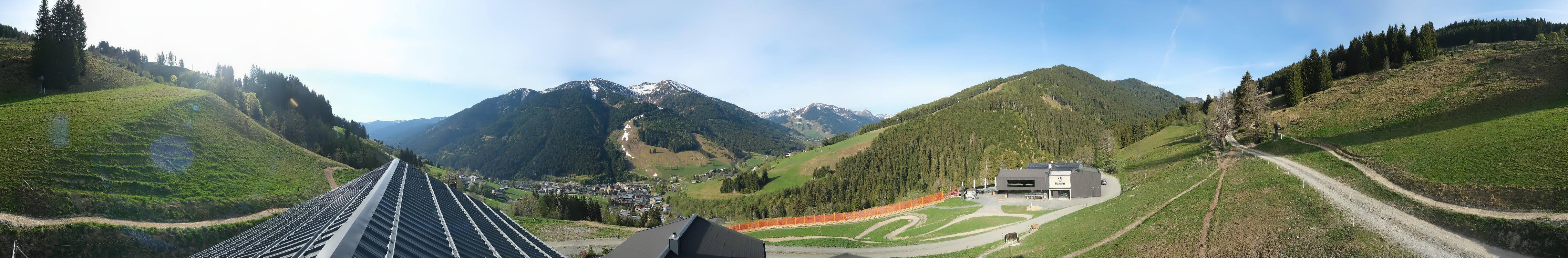 Archived image Webcam Saalbach - View from the Maisalm