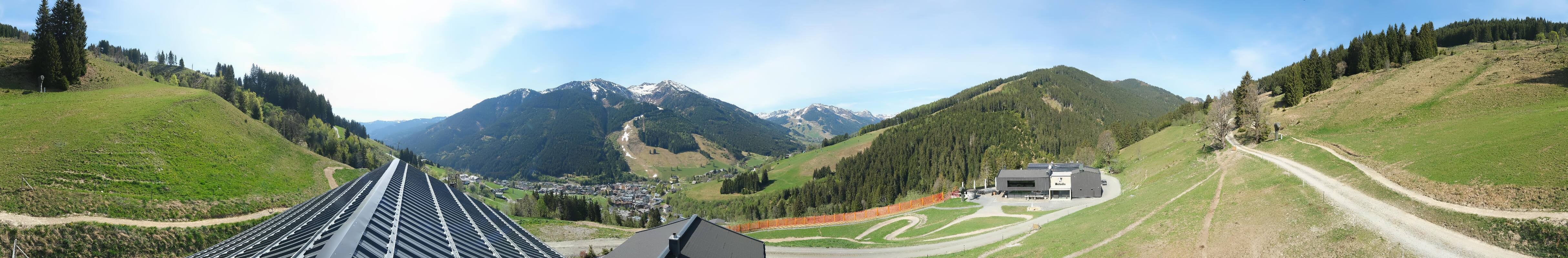 Archived image Webcam Saalbach - View from the Maisalm