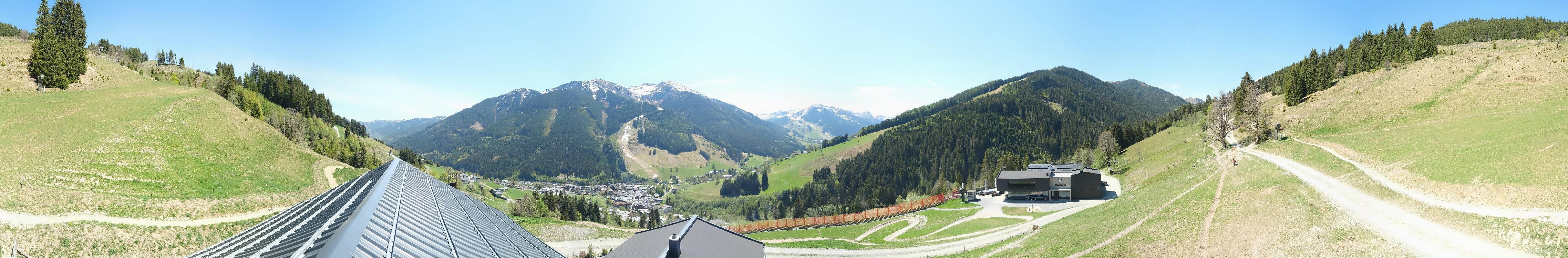 Archived image Webcam Saalbach - View from the Maisalm