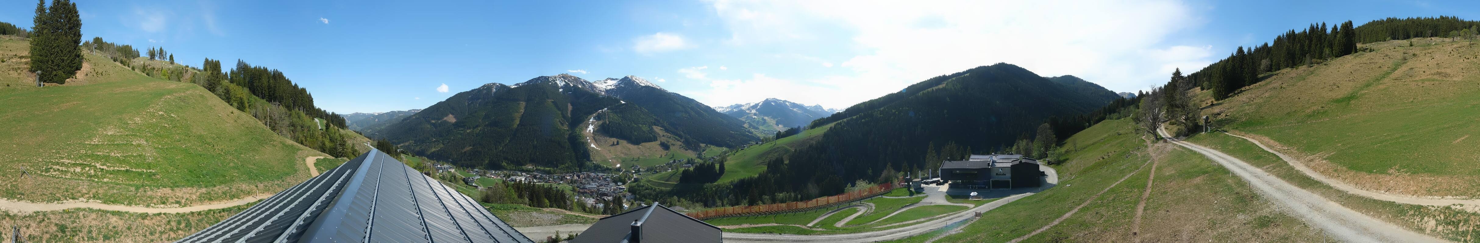 Archived image Webcam Saalbach - View from the Maisalm