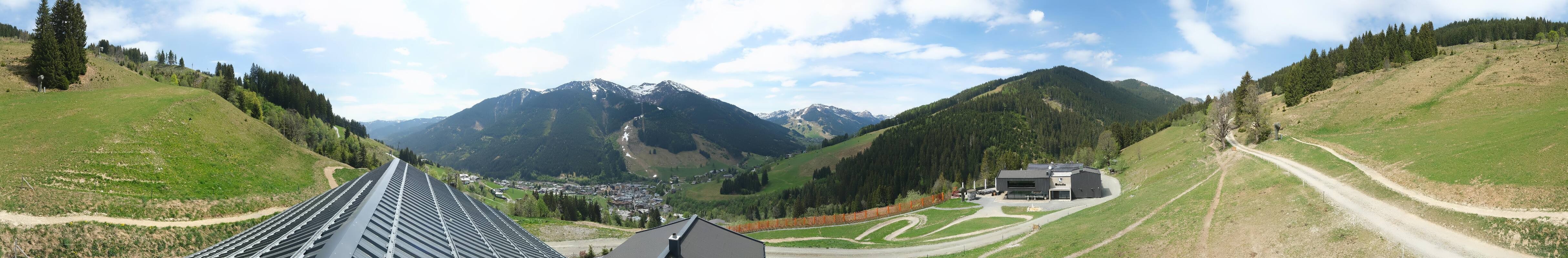 Archived image Webcam Saalbach - View from the Maisalm