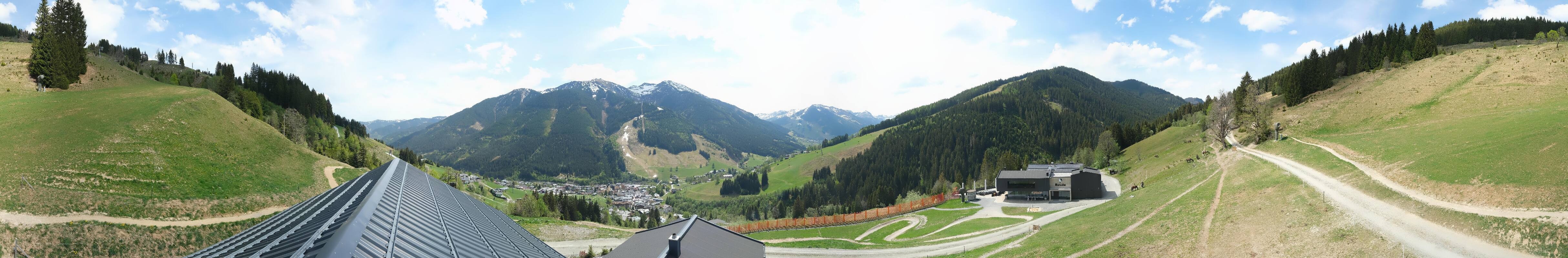 Archived image Webcam Saalbach - View from the Maisalm