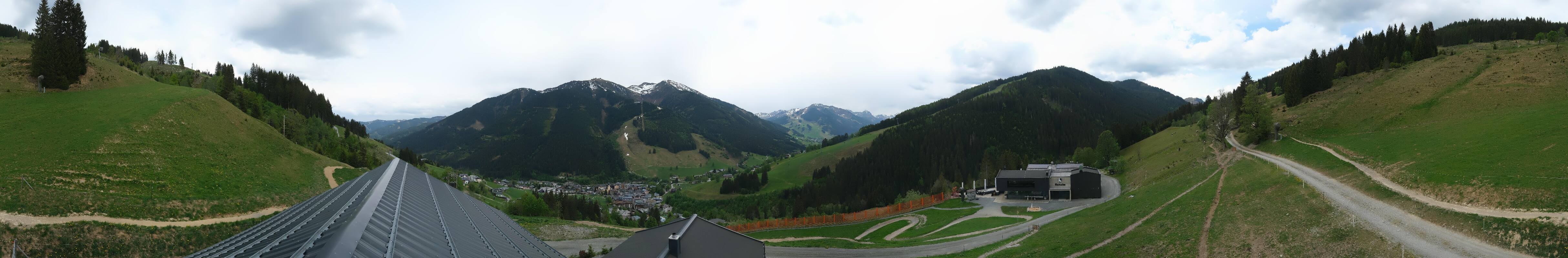 Archiv Foto Webcam Saalbach - Blick von der Maisalm