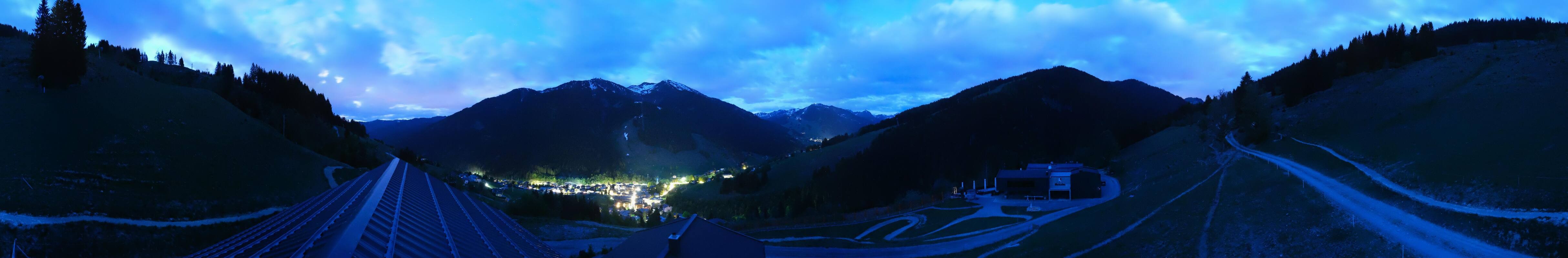 Archiv Foto Webcam Saalbach - Blick von der Maisalm