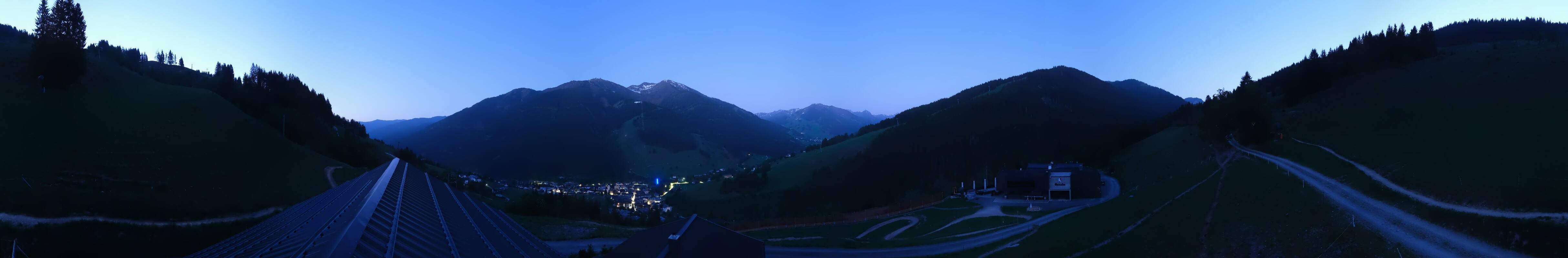 Archived image Webcam Saalbach - View from the Maisalm