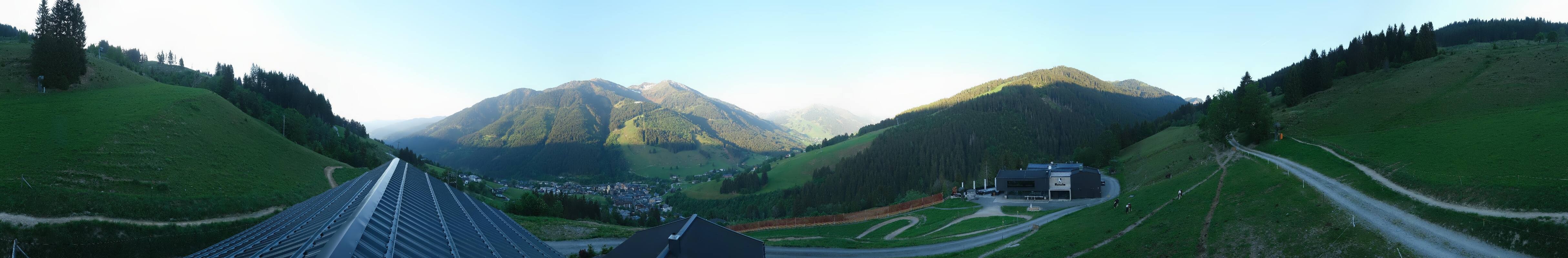 Archived image Webcam Saalbach - View from the Maisalm