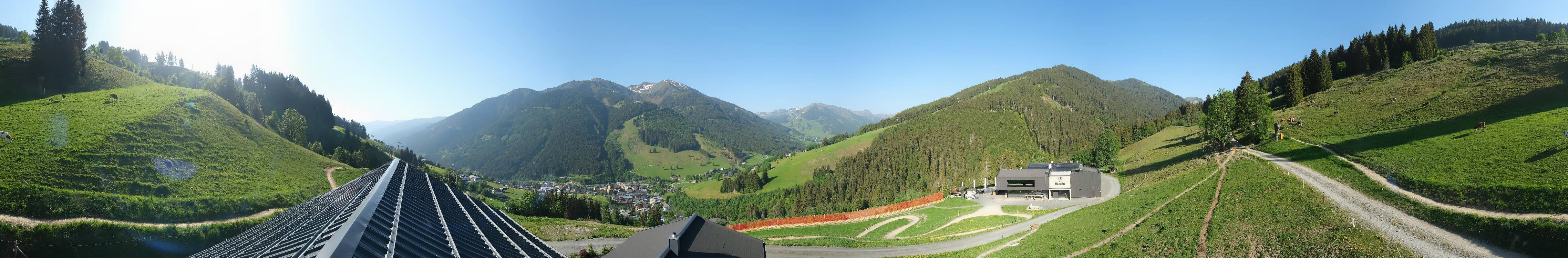 Archived image Webcam Saalbach - View from the Maisalm