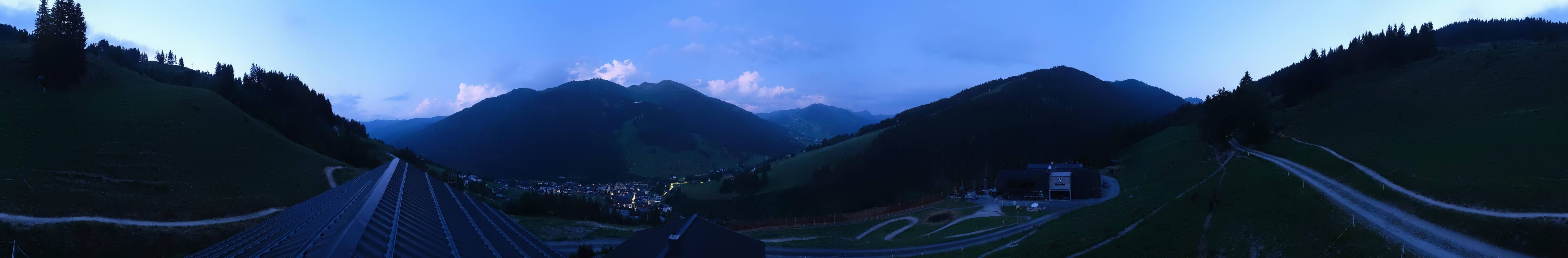 Archiv Foto Webcam Saalbach - Blick von der Maisalm
