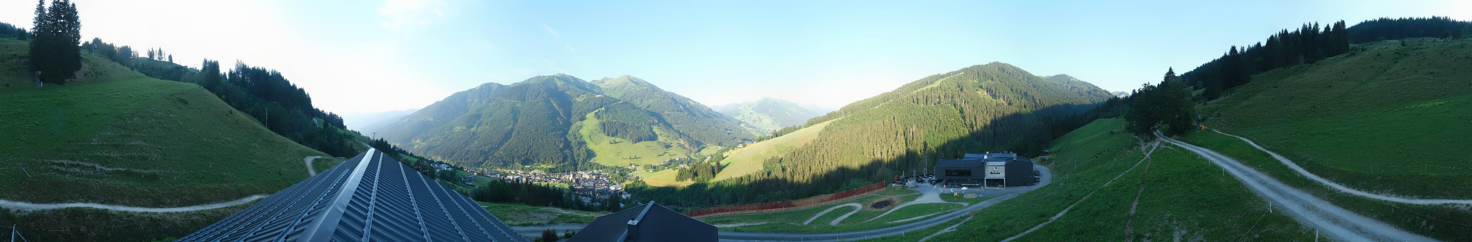 Archived image Webcam Saalbach - View from the Maisalm