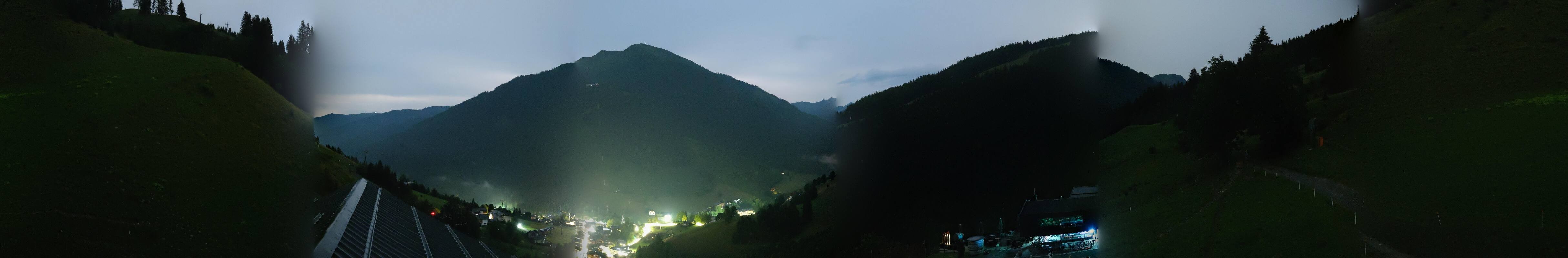 Archived image Webcam Saalbach - View from the Maisalm